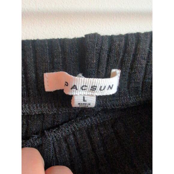 Pacsun Ribbed Flare Pants size Large NWT - Picture 4 of 4